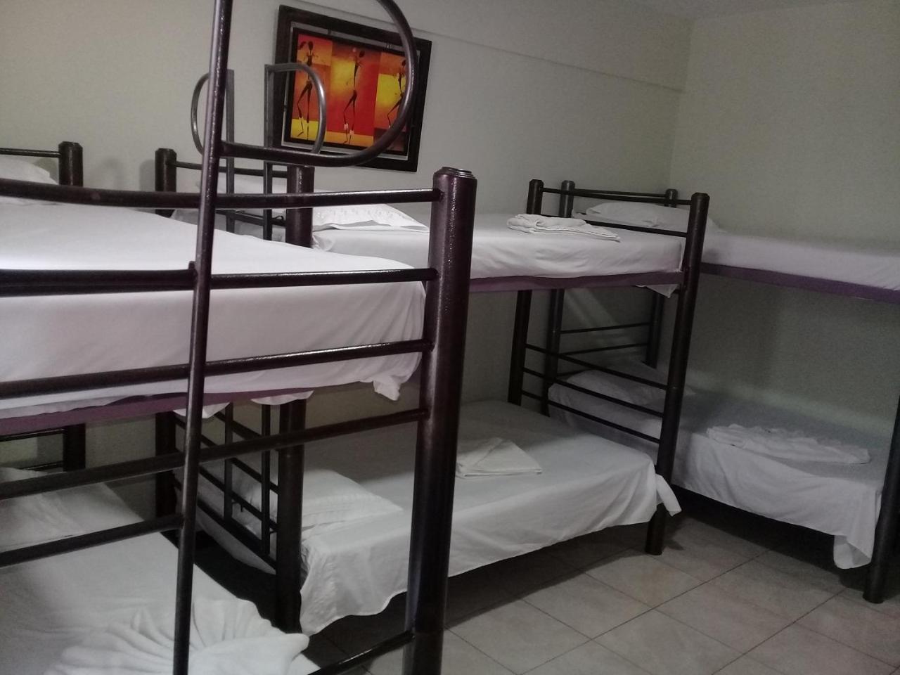 Hostal Ibiza Santa Cruz de La Sierra Exteriör bild